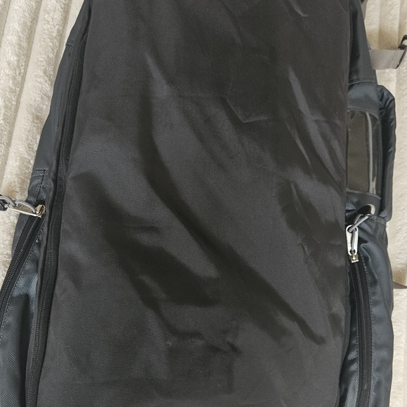 REI Traverse 31L Lightweight Convertible Backpack Duffle Bag Green & Grey GUC - Picture 10 of 12